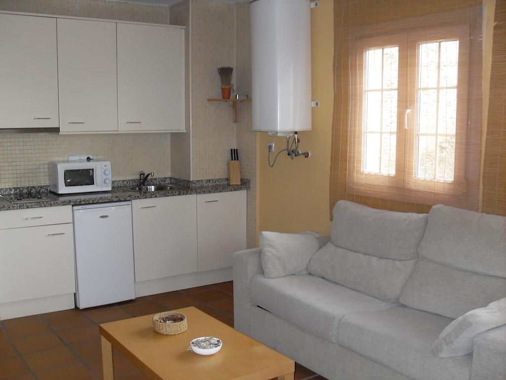 Apartamentos Habitat Zona Media Monachil Phòng bức ảnh