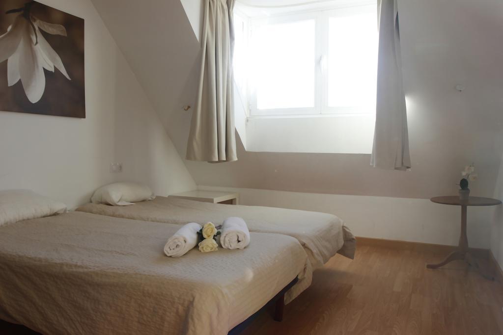Apartamentos Habitat Zona Media Monachil Ngoại thất bức ảnh